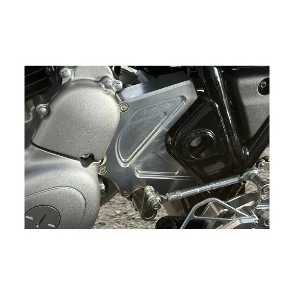 AGRAS アグラス フロントスプロケットカバー アルマイトカラー：ブラック MEGURO S1 W230 KAWASAKI カワサキ スプロケットカバー 外装