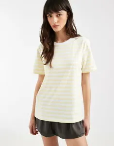 ピーシーズ レディース トップス Tシャツ Pieceshort sleeve boxy T-shirt in pale yellow and white stripe French vanilla ホワイト