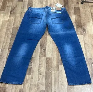 NUDIE jeans 【ヌーディージーンズ】 ※色焼け、B品 写真を掲載しておりますのでご確認ください。 ストレートジーンズ デニム STEADY EDDI 39161-1101