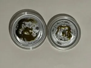 パースミント オーストラリア 2000年と2012年 1オンス 999 シルバー ギルデッド ドラゴン コイン 2枚 COA付き