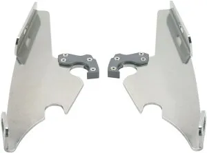 MEMPHIS SHADES メンフィスシェイズ プレートキット トリガーロック F/S HARLEY-DAVIDSON VROD用 【PLATE KIT TL HD VROD [2320-0041]】 EFI - VRSCX 2007 Night Rod VRSCD 2006 2008 Special VRSCDX 2011 V-Rod VRSCAW VRSCA 2002 VRSCB 2004 2005